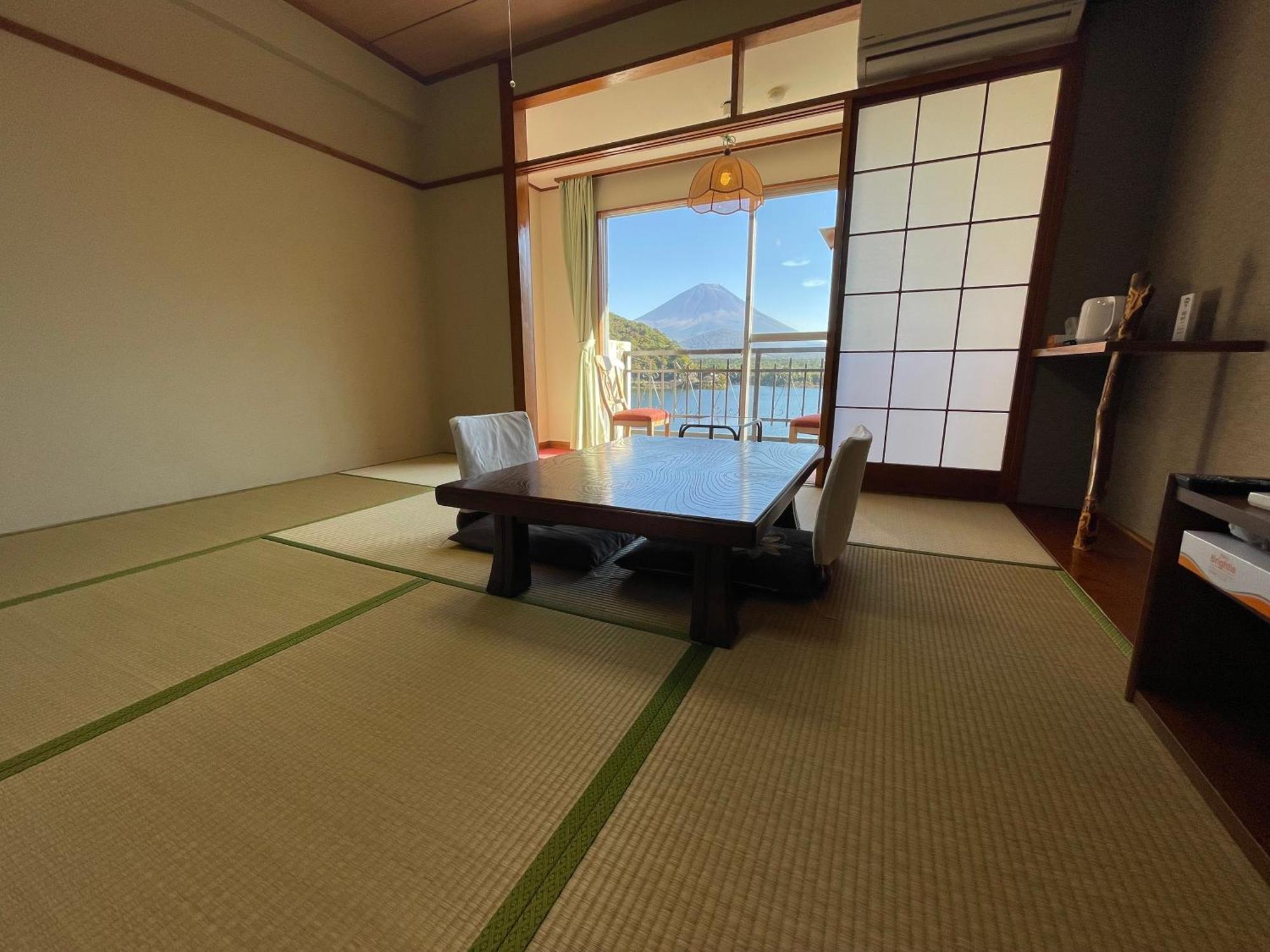 Shoji Lake Hotel Fujikawaguchiko Dış mekan fotoğraf
